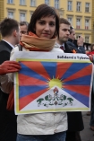 Tybet bez przemocy - Protestuj - umiera Kultura Tybetaska - manifestacja na wrocawskim rynku, zapalenie wieczek oraz zbrrka podpisw pod petycj. 