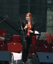 Suzanne Vega koncert z okazji rozpoczecia prezydencji Polski w Radzie Uni Europejskiej
3.06.2011 Sopot
N/z Suzanne Vega 