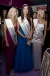 Wybory Miss Polski 2008 w Amfiteatrze w Pocku.  N.z. Anna Bogusiewicz- Miss Foto, Joanna Chrustowska- 4 Wicemiss i Miss Telewidzw i Marta Marciszak- 2 Wicemiss.