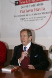 Konferencja prasowa z Vaclavem Havlem na Wawelu przy okazji promocji jego nowej ksiki "Tylko krtko, prosz" odbya si pod hsaem "Havel na Wawel".