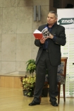 Panel z udziaem Vaclava Havla w Krakowie przy okazji promocji jego nowej ksiki "Tylko krtko, prosz".