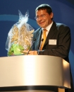 W dniu 4 padziernika 2007 odbyo si oficjalne otwarcie nowej montowni samochodw ciarowych w Niepoomicach koo Krakowa, nalecej do spki MAN Nutzfahrzeuge. W uroczystej ceremonii uczestniczyo ponad 500 goci. n/z Anton Weinmann, prezes zarzdu Grupy MAN Nutzfahrzeuge