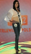 06.09.2007: W TVP odobaa si konferecnja prasowa przed wyborami Miss Polonia 2007 n/z finalistka Miss Polonia 2007 nr 7 Ewelina Sienicka, 21 lat, wzrost 174, biust 86, talia 66, biodra 86.