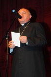 Wrczenie Nagrody Ubi Caritas n/z ks. abp. Kazimierz Nycz, 2007-10-06 Warszawa, Polska