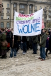Wymarsz Manify krakowskiej pod hasem "Manifa - haso dowolne, chcemy by wolne" Krakw 8 marca 2008