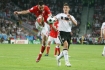 08.06.2008, Klagenfurt, pierwszy mecz reprezentacji Leo Beenhakkera na Mistrzostwach Europy: Polska - Niemcy 0:2. 

n/z Miroslav Klose i Marcin Wasilewski

