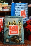 2014-12-08, Para Prezydencka pakuje Szlachetna PACZKE Warszawa n/z Paczka
