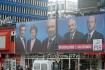 08.10.2007: Plakaty przedwyborcze PIS-u w Warszawie.