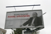 Bilboard promujcy premiera Jarosawa Kaczyskiego.W odpowiedzi na ten bilboard powstaa kampania Platformy Obywatelskiej-Zasady PiS