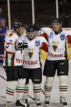 mecz GKS Tychy - Polonia Bytom n/z od lewej: Piotr Sarnik, Micha Garbocz i Tomasz Jakesz