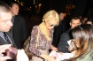 Paris Hilton pod wejsciem do hotelu Monopol w Katowicach

Katowice  13-10-2011

n/z PARIS HILTON