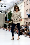 13 lipca 2008r, na Warszawskim Nowym wiecie, po raz czwarty odbyo si Warsaw Fashion Street - najwiksze w polsce pokazy mody. n/z prezentowana kolekcja Aleksandry Lenkiewicz