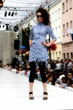 13 lipca 2008r, na Warszawskim Nowym wiecie, po raz czwarty odbyo si Warsaw Fashion Street - najwiksze w polsce pokazy mody. n/z prezentowana kolekcja Aleksandry Lenkiewicz