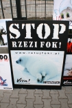 Protest przeciwko polowaniom na foki w Kanadzie, organizowany przez Fundacj Viva! Akcja dla Zwierzt, Warszawa, Polska, Ambasada Kanady, ul. Pikna 2/8. 14.03.2008.