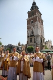 Obchody wita Boego Ciaa w Krakowie,procesja na rynku gwnym.(na zdjeciu Arcybiskup metropolita krakowski Stanisaw Dziwisz)