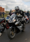 Otwarcie sezonu motocyklowego w Bydgoszczy, start w parafii w. Marka w Fordonie na mszy, przejazd na parki pod Auchan.