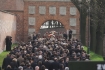 Krakw, 18.04.2010. Pogrzeb Pary Prezydenckiej Lecha i Marii Kaczyskich, ktrzy zmarli podczas katastrofy rzdowego samolotu TU-154M w Smolesku