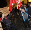 18.11.2015, Krakow, Manifestacja Polacy przeciw imigrantom, Krakow przeciwko islamskiemu terroryzmowi - nie dla imigrantow. n/z manifestacja oraz przeciwnik manifestacji