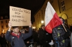 18.11.2015, Krakow, Manifestacja Polacy przeciw imigrantom, Krakow przeciwko islamskiemu terroryzmowi - nie dla imigrantow. n/z manifestacja oraz przeciwnik manifestacji