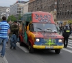 Przez Warszaw przeszed coroczny pochd zwolennikw legalizacji marihuany. Kolorowy korowd wyruszy spod Paacu Kultury i Nauki. n/z samochd organizatorw parady, znany warszawski raper Wilku (po lewej) 