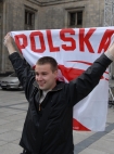 Przyznanie Polsce i Ukrainie organizacji Mistrzostw Europy w 2012 roku. Transmisja ceremonii pod PKiN w Warszawie