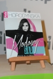 2015-01-19, Joanna Horodynska promuje swoja ksiazke Modowy sad. Gwiazdy na celowniku, Warszawa n/z  Joanna Horodynska