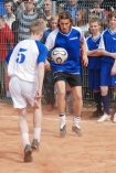 Euzebiusz "Ebi" Smolarek 20 maja 2008 roku przy boisku szkolnym przy ulicy Brzeskiej w Warszawie rozegra pokazowy mecz z uczniami pobliskich szk. n/z Euzebiusz Smolarek