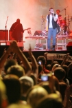 22-23.08.2008 Trzecia edycja muzycznego wydarzenia: Coke Live Music Festival. Lotnisko - Muzeum Lotnicwa w Krakowie. n/z Kaiser Chiefs