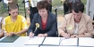n/z; Prezydent m.st. Warszawy Hanna Gronkiewicz  Waltz podpisujca umowe obywatelska z pomysodawcami boiska przy Brzeskiej