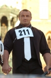 31 sierpnia 2008 roku, na krakowskim rynku 1635 par jednoczenie zataczyo cha-ch i tym samym zosta ustanowiony nowy rekord Guinnessa. n/z Mariusz Pudzianowski