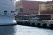 Autobusy oczekujce na pasaerw schodzcych z Navigator of The Seas