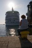 Navigator fo the seas zacumowany przy nabrzeu francuskim w Gdyni
