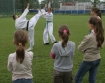 Dzieci z orodkw U Siemachy w Krakowie oraz najmodsi zawodnicy Hutnika Krakw spdzili wsplnie Dzie Dziecka na Suchych Stawach. Byy pokazy policji, stray miejskiej, straakw, karate, rugby. Ponadto nie zabrako dmuchanych zamkw, basenw z pieczkami, piki nonej oraz innych atrakcji.