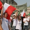 Marsze: Rwnoci i Modziey Wszechpolskiej. n/z Marsz Modziey Wszechpolskiej.