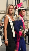 Miss World 2006 (spacer po Rynku Gwnym w Krakowie). n/z Miss Czech - Tatana KUCHAROVA