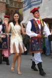 Miss World 2006 (spacer po Rynku Gwnym w Krakowie). n/z Miss Tajlandii - Melisa MAHAPOL